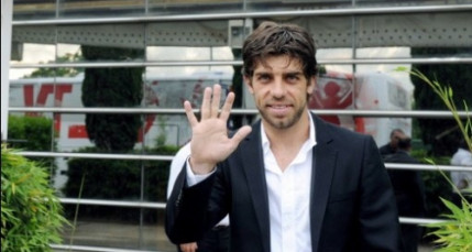 Blessé à l'aine, Juninho a "peut-être joué" son dernier match ce week-end Blessé à l'aine, Juninho a "peut-être joué" son dernier match ce week-end