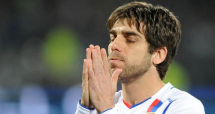 Dopage : l'ancien joueur de l'OL Juninho suspendu 2 ans ? Dopage : l'ancien joueur de l'OL Juninho suspendu 2 ans ?
