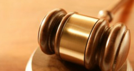 Lyon : un exhibitionniste condamné à cinq mois de prison avec sursis Lyon : un exhibitionniste condamné à cinq mois de prison avec sursis