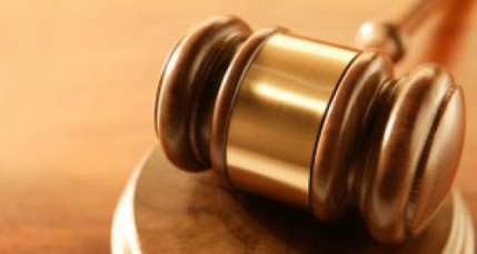 Lyon : le père accusé d'avoir défenestré sa fille présenté au parquet ce vendredi Lyon : le père accusé d'avoir défenestré sa fille présenté au parquet ce vendredi