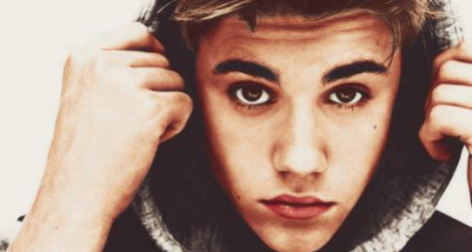 Justin Bieber : il s'excuse auprès de Lindsay Lohan Justin Bieber : il s'excuse auprès de Lindsay Lohan