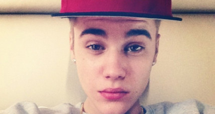 Justin Bieber insulte Selena Gomez par textos Justin Bieber insulte Selena Gomez par textos