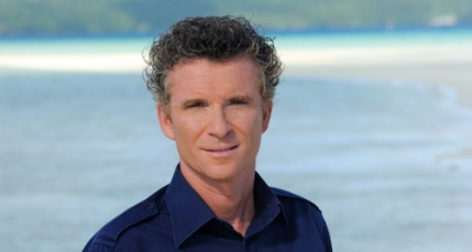 Koh-Lanta : Denis Brogniart se rendra aux obsèques du candidat décédé. Koh-Lanta : Denis Brogniart se rendra aux obsèques du candidat décédé.