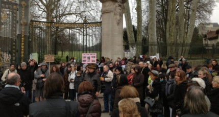 Eléphants de Lyon : une centaine de personnes devant le parc de la Tête d’Or Eléphants de Lyon : une centaine de personnes devant le parc de la Tête d’Or
