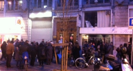 Le Front de Gauche manifeste devant les locaux du PS du Rh&ocirc;ne