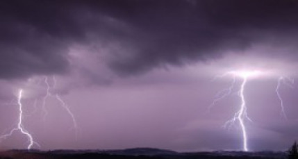 La pluie et les orages se sont abattus mardi sur l’agglomération lyonnaise La pluie et les orages se sont abattus mardi sur l’agglomération lyonnaise