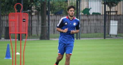 Foot : Grenier et les Bleus évitent le pire en Belgique Foot : Grenier et les Bleus évitent le pire en Belgique