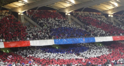 Coupe de France : les supporters de Quevilly dorment dehors pour voir la finale face à l'OL Coupe de France : les supporters de Quevilly dorment dehors pour voir la finale face à l'OL