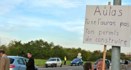 Grand Stade de l'OL : les opposants diffusent un film sur le site Grand Stade de l'OL : les opposants diffusent un film sur le site