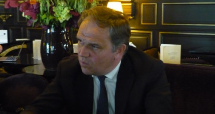 Pr&eacute;sidence du Grand Lyon : le candidat UMP Fran&ccedil;ois-No&euml;l Buffet pr&ocirc;ne l&rsquo;&eacute;change avec chaque commune