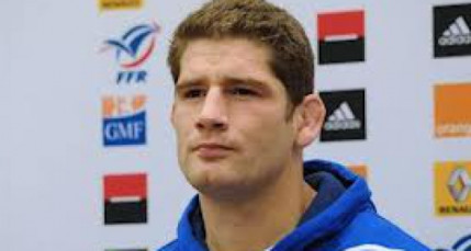 XV de France : le lyonnais Pascal Pap&eacute; est bless&eacute;