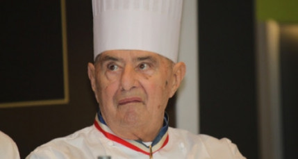 Disneyland Paris fait appel à Paul Bocuse pour sa nouvelle attraction Disneyland Paris fait appel à Paul Bocuse pour sa nouvelle attraction