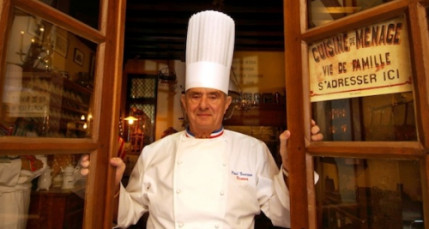Le chef lyonnais Paul Bocuse toujours hospitalisé Le chef lyonnais Paul Bocuse toujours hospitalisé