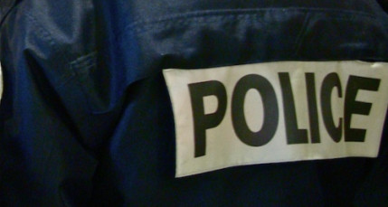 Arm&eacute; d&rsquo;un couteau, il vole des t&eacute;l&eacute;phones portables