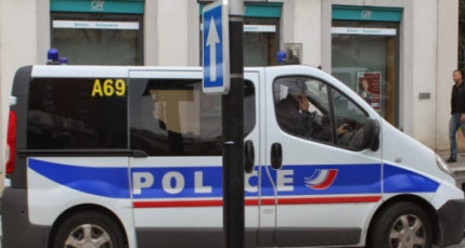 Il essaie d&rsquo;ouvrir un cr&eacute;dit &agrave; la consommation avec des faux papiers