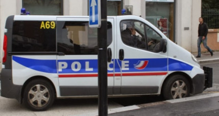 Lyon : les voleurs de casquette avaient dérobé un portable plus tôt dans la journée Lyon : les voleurs de casquette avaient dérobé un portable plus tôt dans la journée