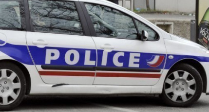 Ivre, il conduit en buvant de l&rsquo;alcool