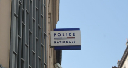 Lyon 4e : alcoolisé il menace les employés d’une brasserie avec une arme Lyon 4e : alcoolisé il menace les employés d’une brasserie avec une arme