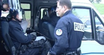 Perquisition mouvement&eacute;e &agrave; V&eacute;nissieux