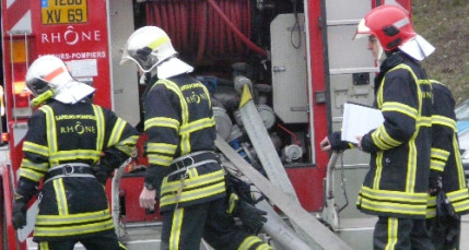 Un jeune pompier toujours entre la vie et la mort Un jeune pompier toujours entre la vie et la mort