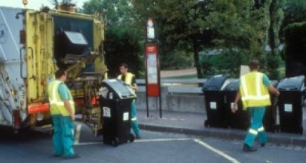 Trois blessés dans un accident à la déchetterie de Givors Trois blessés dans un accident à la déchetterie de Givors