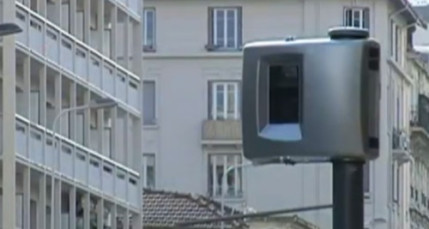 Rhône : cinq radars feux rouges dans le top 50 français Rhône : cinq radars feux rouges dans le top 50 français