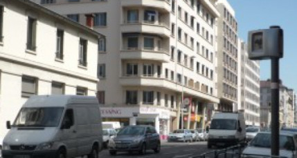 2 nouveaux radars feu rouge à Lyon 2 nouveaux radars feu rouge à Lyon