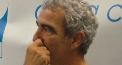 Raymond Domenech a postulé pour devenir sélectionneur du Cameroun Raymond Domenech a postulé pour devenir sélectionneur du Cameroun