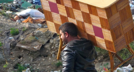 Villeurbanne : les Roms expulsés accueillis dans une église Villeurbanne : les Roms expulsés accueillis dans une église