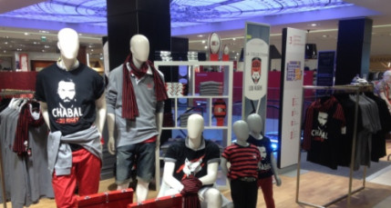 Le Lou Rugby en dédicaces jeudi aux Galeries Lafayette de Lyon Part Dieu Le Lou Rugby en dédicaces jeudi aux Galeries Lafayette de Lyon Part Dieu