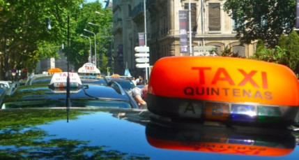 Lyon : une opération escargot des taxis prévue pour "soutenir" les collègues parisiens Lyon : une opération escargot des taxis prévue pour "soutenir" les collègues parisiens