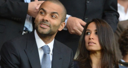 Tony Parker et Axelle : une soirée romantique Tony Parker et Axelle : une soirée romantique