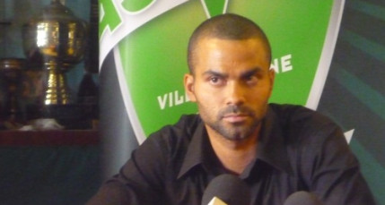 Tony Parker peut-être blessé Tony Parker peut-être blessé