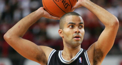 Blessé dans une bagarre, Tony Parker réclame 20 millions de dollars ! Blessé dans une bagarre, Tony Parker réclame 20 millions de dollars !