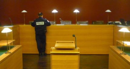 Prostituée de 13 ans à Perrache : le proxénète mis en examen et écroué Prostituée de 13 ans à Perrache : le proxénète mis en examen et écroué