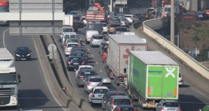 Rhône-Alpes : les automobilistes seront nombreux ce week-end avec des départs rouges Rhône-Alpes : les automobilistes seront nombreux ce week-end avec des départs rouges