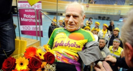 Un centenaire va tenter de réaliser un record du monde à vélo Un centenaire va tenter de réaliser un record du monde à vélo