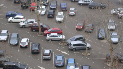 Le march&eacute; automobile fran&ccedil;ais a progress&eacute; de 6,8% en 2015