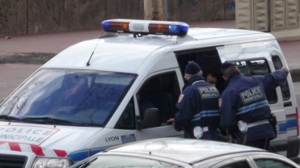 Lyon : il plante un ado de 14 ans apr&egrave;s une partie de foot qui finit mal