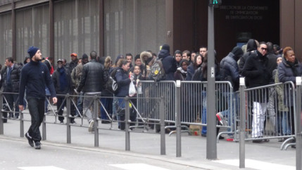 Files d'attente &agrave; la pr&eacute;fecture : des am&eacute;liorations ont &eacute;t&eacute; promises