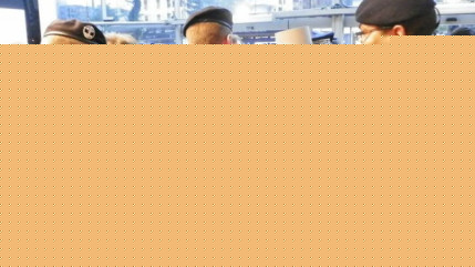 D&icirc;ners, ap&eacute;ritifs, visites : des liens forts entre militaires et juifs de Lyon