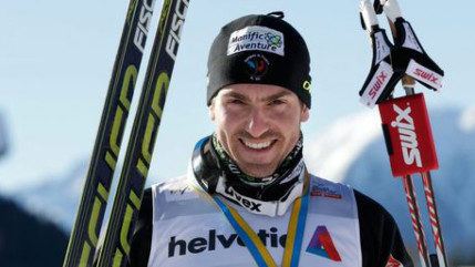 Le Fran&ccedil;ais Maurice Manificat a remport&eacute; hier le 15 km en style libre de Nove Mesto comptant pour la Coupe du monde de ski de fond