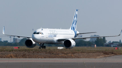 L'avionneur européen Airbus livrera "début 2016" son premier A320neo à la compagnie allemande Lufthansa L'avionneur européen Airbus livrera "début 2016" son premier A320neo à la compagnie allemande Lufthansa