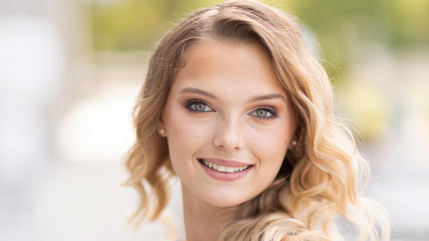 Alizée Bidaut décroche la couronne de Miss Rhône-Alpes 2023 !