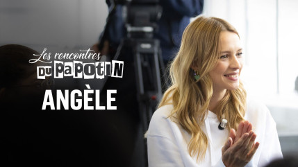 Angèle a fait sensation lors de sa venue aux "Rencontres du Papotin" Angèle a fait sensation lors de sa venue aux "Rencontres du Papotin"