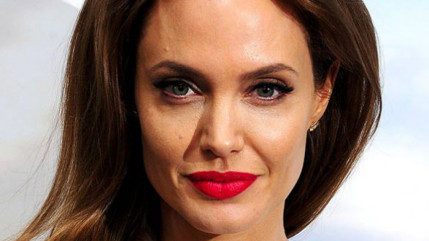 Angelina Jolie : "Je ne pourrais plus avoir d'enfants" Angelina Jolie : "Je ne pourrais plus avoir d'enfants"