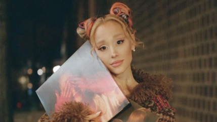 Ariana Grande rend hommage au hit "The Boy Is Mine" sur son nouvel album