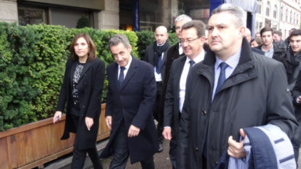 Présidence de l'UMP : un petit tour à Lyon et puis s'en va pour Nicolas Sarkozy Présidence de l'UMP : un petit tour à Lyon et puis s'en va pour Nicolas Sarkozy