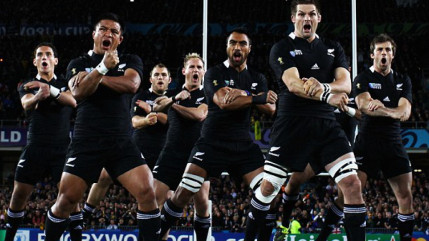 Champions du monde du titre, les All Blacks participeront à leur quatrième finale en huit éditions du tournoi après avoir battu d’un rien l’Afrique du Sud (20-18), samedi à Londres Champions du monde du titre, les All Blacks participeront à leur quatrième finale en huit éditions du tournoi après avoir battu d’un rien l’Afrique du Sud (20-18), samedi à Londres