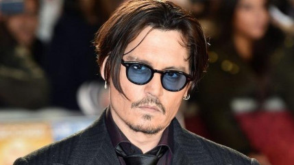 Johnny Depp blessé sur le tournage de "Pirate des Caraïbes 5" ! Johnny Depp blessé sur le tournage de "Pirate des Caraïbes 5" !